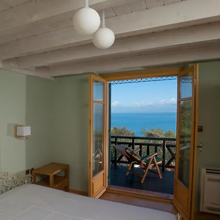 Olivia On Sea Agios Spyridon (Corfu)