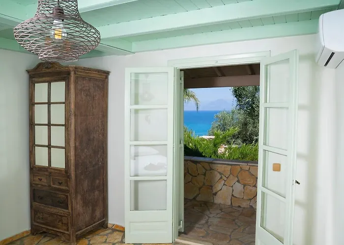 Olivia On Sea Villa *